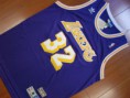 /album/los-angeles-lakers/a25-johnson-32-purple-swingman-retro-jpg/
